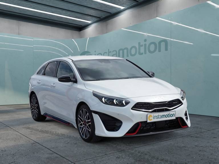 Kia Proceed