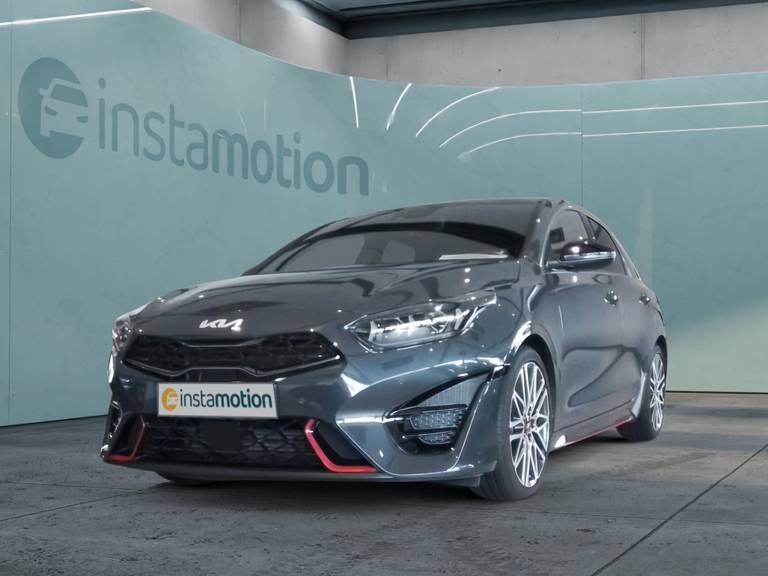 Kia Proceed