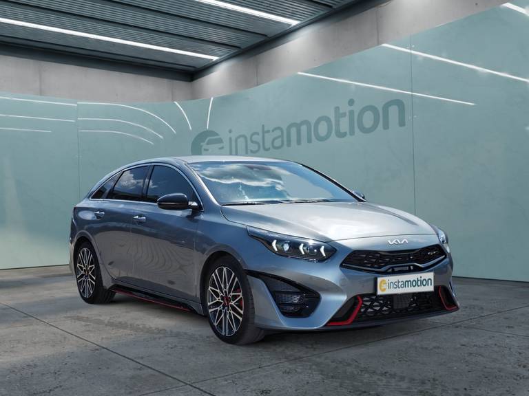 Kia Proceed