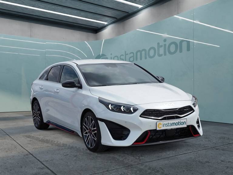 Kia Proceed