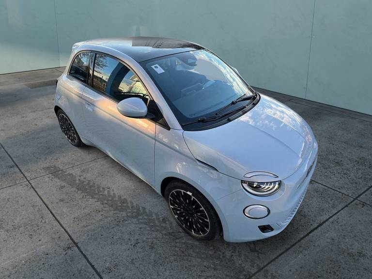 Fiat 500E